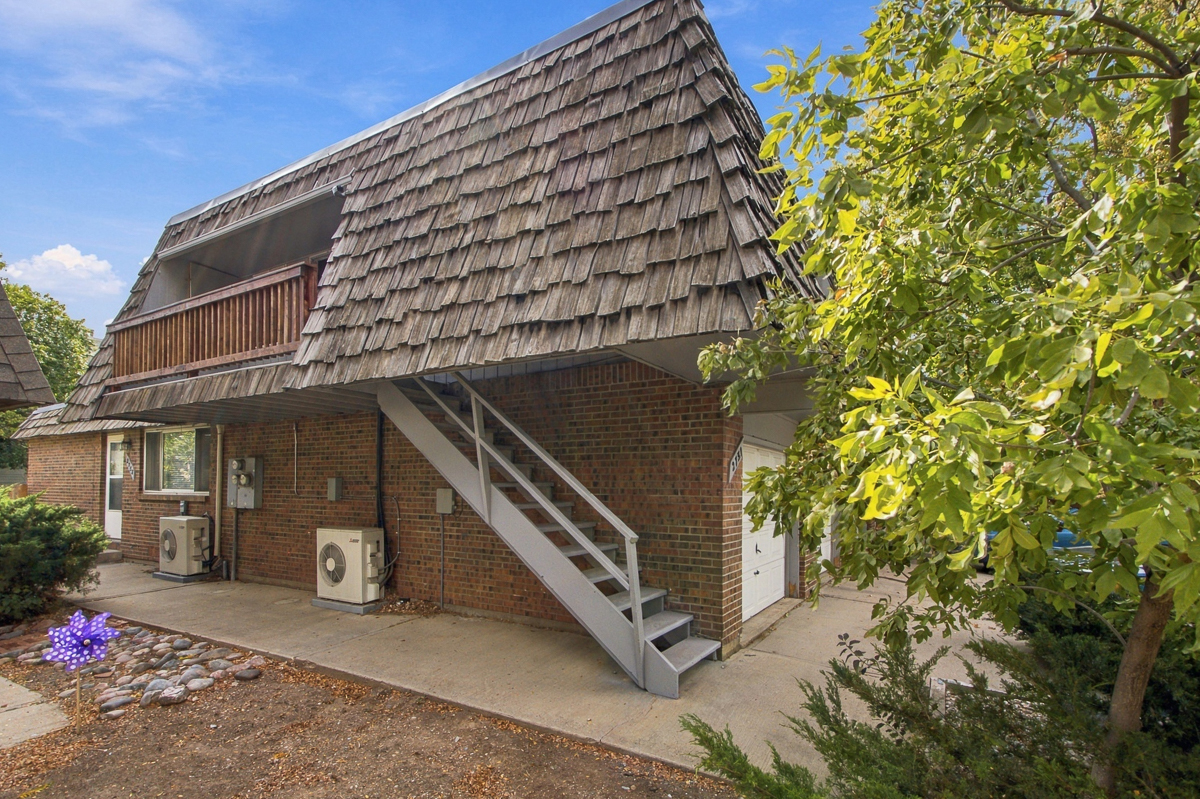2751 Leisure Drive - 1